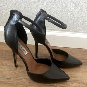 Black Leather Pumps, Steve Madden